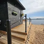 Skandinaavinen Moekki Rannalla Vaala