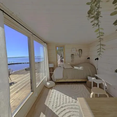 木屋 Skandinaavinen Moekki Rannalla Vaala