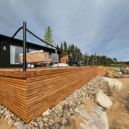 شاليه Skandinaavinen Moekki Rannalla