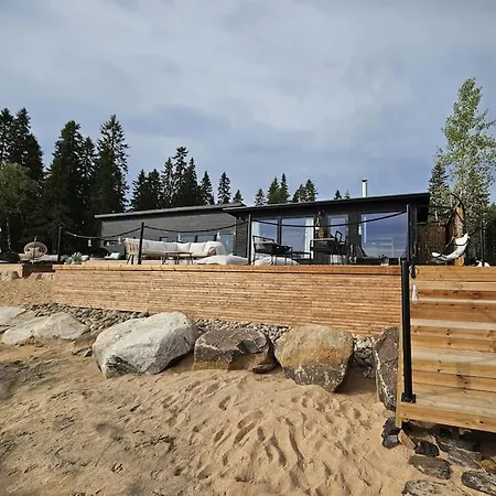 Skandinaavinen Moekki Rannalla Vaala