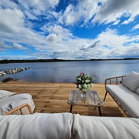 Skandinaavinen Moekki Rannalla * Vaala